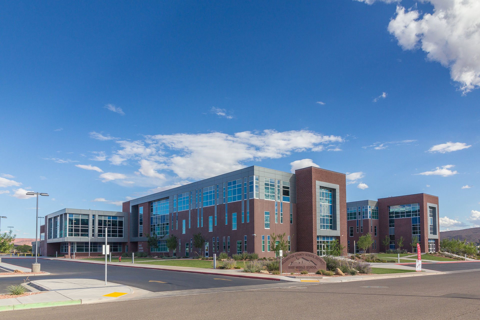 Dixie Middle School - Bud Mahas Construction Inc.