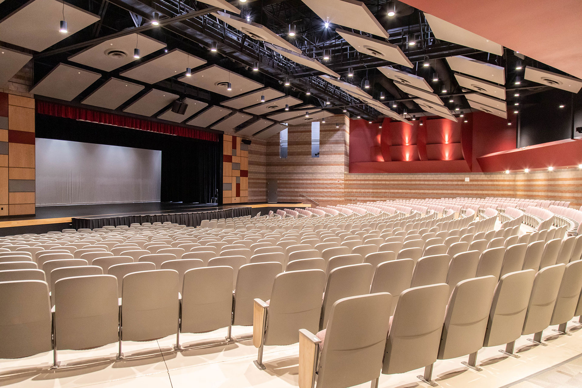 Crimson Cliffs High School - Bud Mahas Construction Inc.