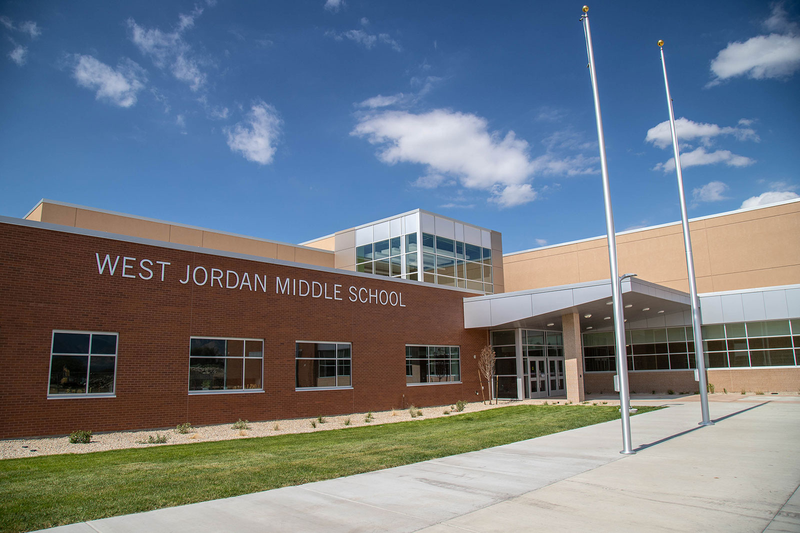 West Jordan Middle School - Bud Mahas Construction Inc.